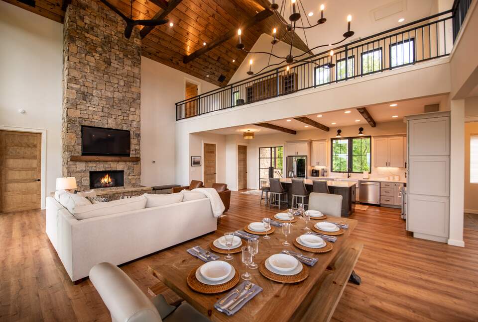Luxury Mountain Hideaway Near Downtown Blue Ridge - Blue Ridge, Georgia