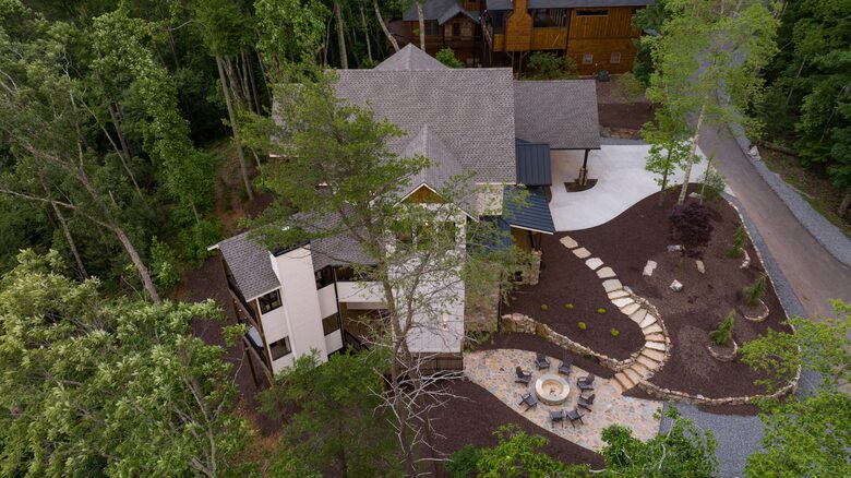 Luxury Mountain Hideaway Near Downtown Blue Ridge - Blue Ridge, Georgia