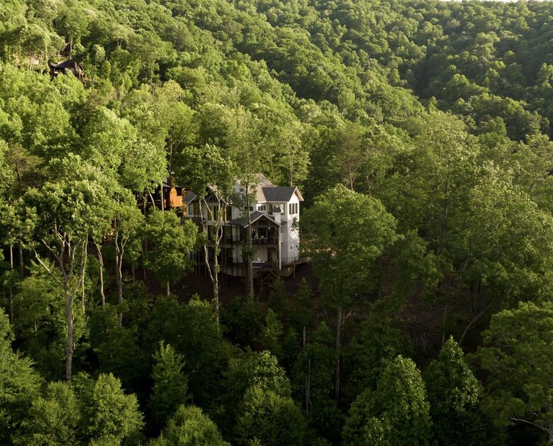 Luxury Mountain Hideaway Near Downtown Blue Ridge - Blue Ridge, Georgia