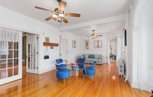 Grand Historic Residence near Downtown Allentown - Allentown, Pennsylvania