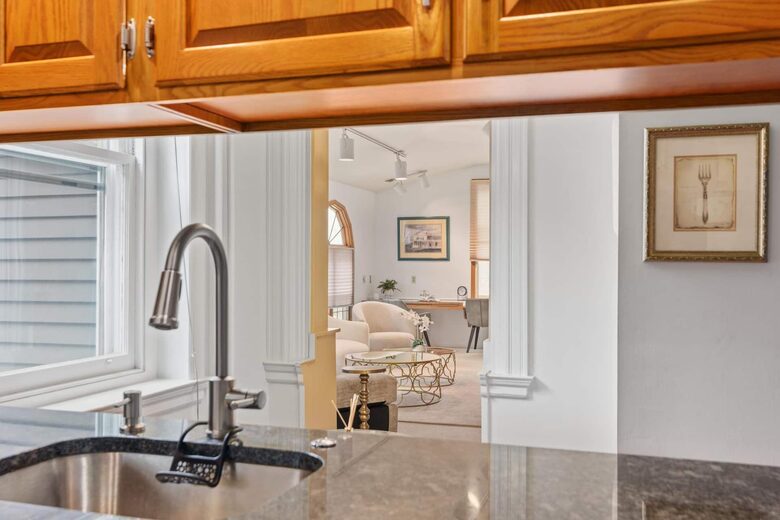 Grand Historic Residence near Downtown Allentown - Allentown, Pennsylvania