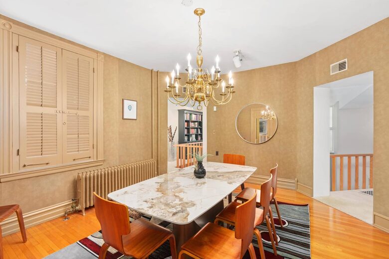 Grand Historic Residence near Downtown Allentown - Allentown, Pennsylvania