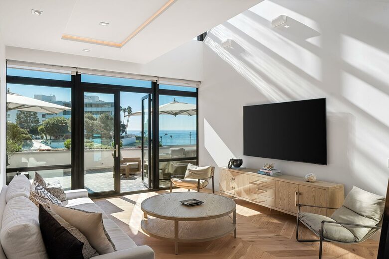 Pacific View Residence at Rockwell - Pacific Palisades, California