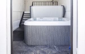 Restored 1902 Landmark in Willamette Valley - Carlton, Oregon