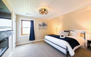 Restored 1902 Landmark in Willamette Valley - Carlton, Oregon