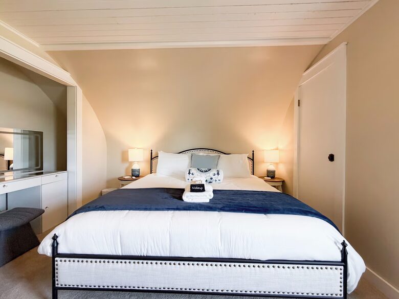 Restored 1902 Landmark in Willamette Valley - Carlton, Oregon