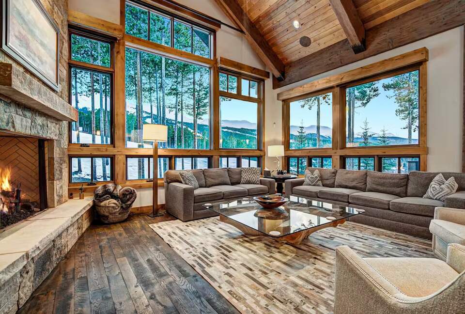 Peak 8 Ski-In/Ski-Out Mountain Masterpiece - Breckenridge, Colorado