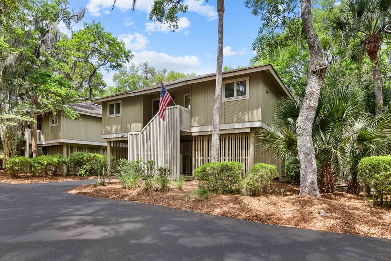 Charming Seabrook Escape with Screened Porch - Johns Island, South Carolina