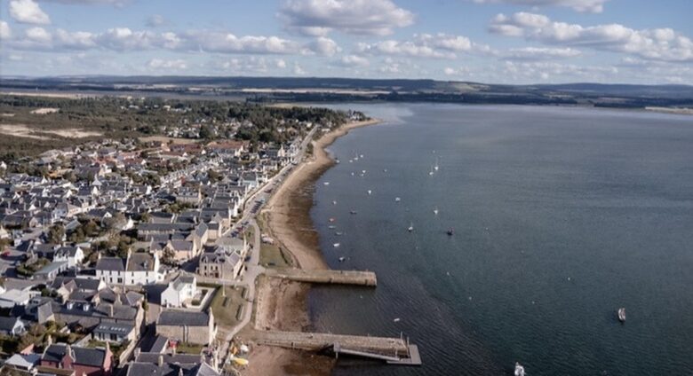 Coastal Elegance on Findhorn Bay - Forres, United Kingdom