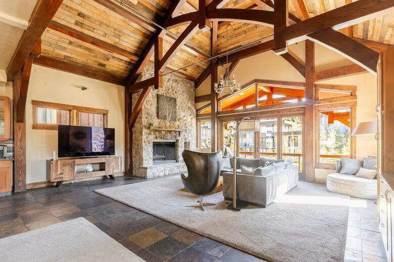 Great Room with 77" HDTV, Sound, FP and Wet Bar