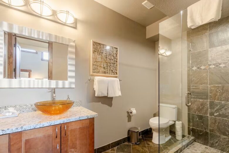 The Perch Park City - Magnificent Old Town Home with Views |Elevator | Hot Tub | Sauna | Game Room | Pinball - Park City, Utah