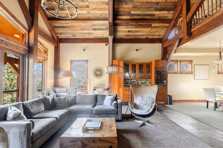 The Perch Park City - Magnificent Old Town Home with Views |Elevator | Hot Tub | Sauna | Game Room | Pinball - Park City, Utah