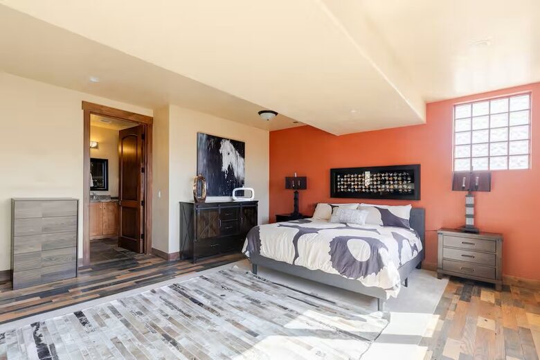The Perch Park City - Magnificent Old Town Home with Views |Elevator | Hot Tub | Sauna | Game Room | Pinball - Park City, Utah