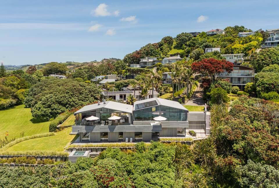 Luxury Coromandel Retreat with Panoramic Coastal Views - Whitianga, New Zealand
