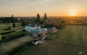 Well Furlong Cottage with Pool and Pastoral Views - Pershore, United Kingdom