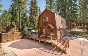 Baita ristrutturata sul Lago Tahoe, presso il campo da golf Brockway - Tahoe Vista, California