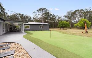 Pitt Town Estate with Mineral Pool and Putting Green - Pitt Town, Australia