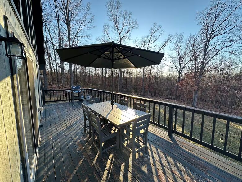 Cozy Chalet Near Berkeley Springs & Harpers Ferry - Gerrardstown, West Virginia