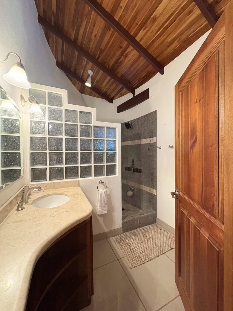 Osa Peninsula Jungle Retreat Near Playa Sombrero - Puerto Jiménez Canton, Costa Rica