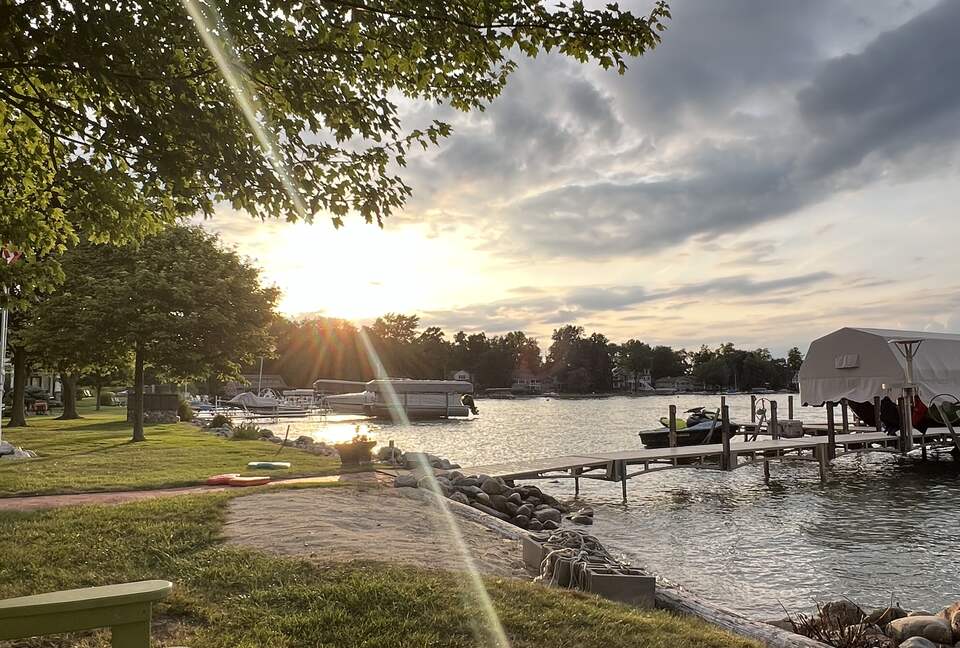 Lake James Living Near Pokagon State Park - Angola, Indiana