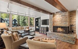 Modern Mountain Residence in the Heart of Aspen - Aspen, Colorado