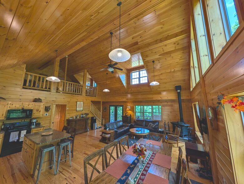 Rustic West Virginia Gathering Retreat - Moorefield, West Virginia