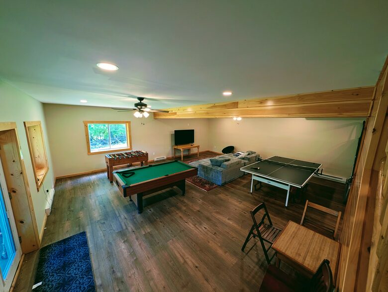 Rustic West Virginia Gathering Retreat - Moorefield, West Virginia