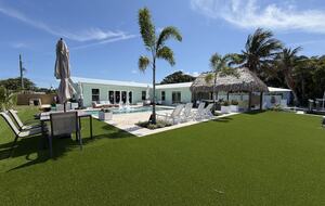 South Florida Retreat with Tiki Hut & Water Views - Palm Beach Gardens, Florida