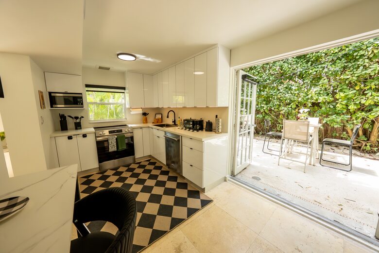 Private Wellness Cottage in Miami - Miami, Florida