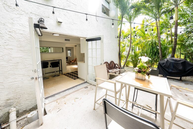 Private Wellness Cottage in Miami - Miami, Florida