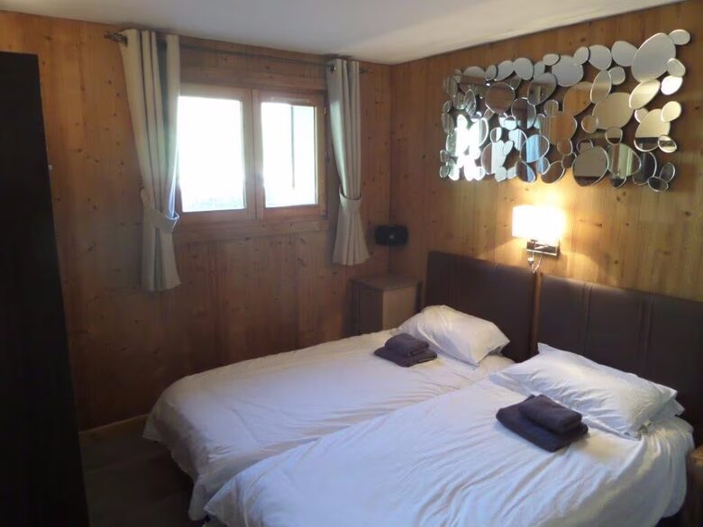 A Three Valleys Chalet with Sauna and Views - Moûtiers, France