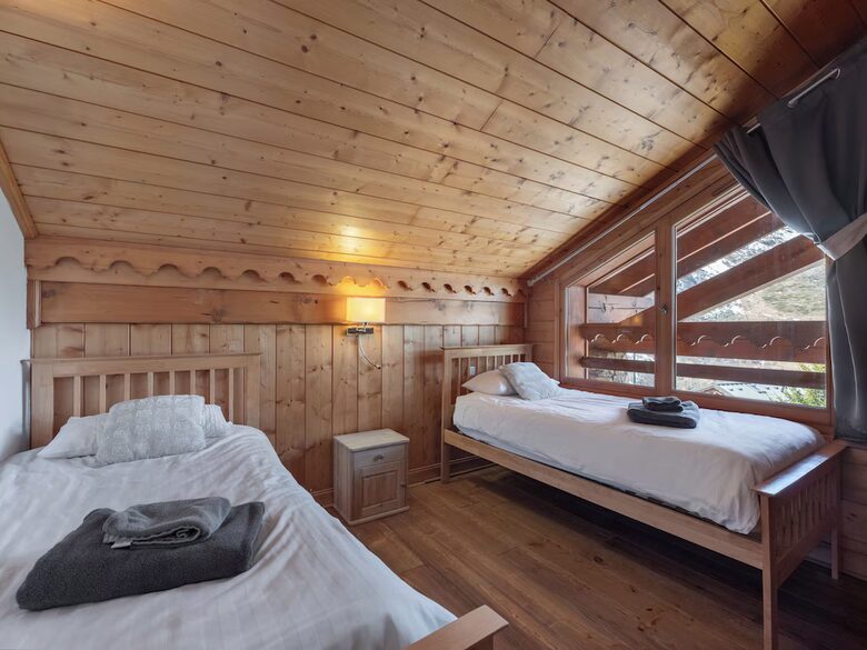 A Three Valleys Chalet with Sauna and Views - Moûtiers, France