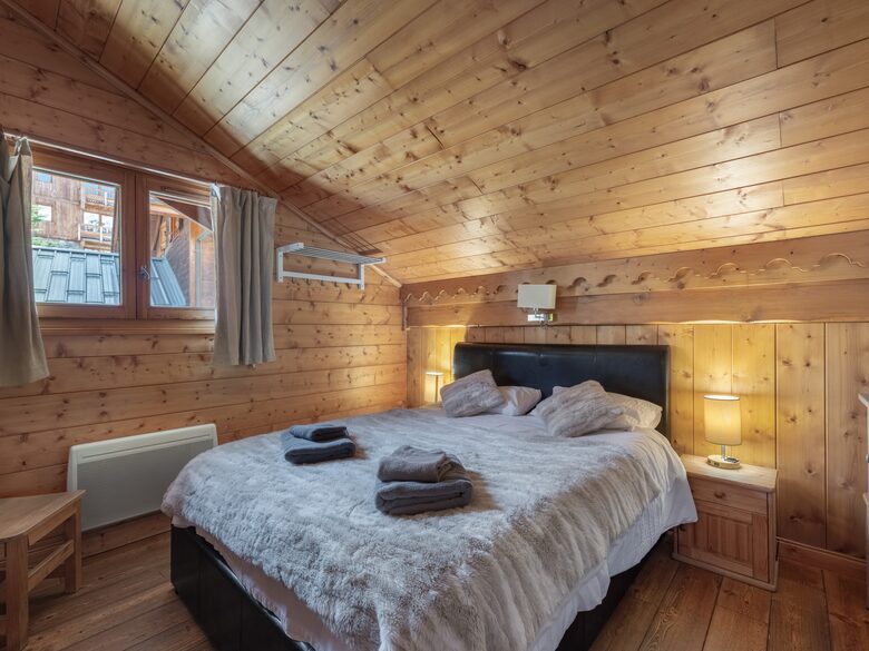 A Three Valleys Chalet with Sauna and Views - Moûtiers, France