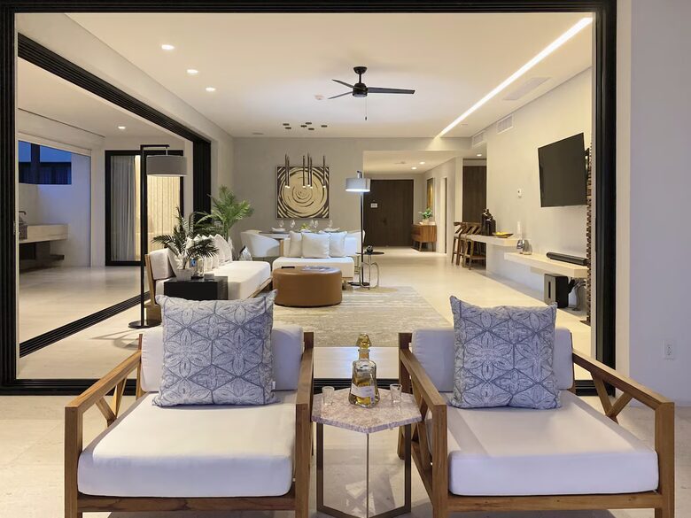Grand Coastal Escape in Cabo San Lucas - Cabo San Lucas, Mexico