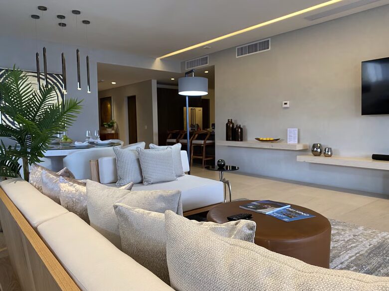 Grand Coastal Escape in Cabo San Lucas - Cabo San Lucas, Mexico