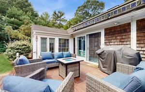 Cape Cod Lake Escape Near Nauset & Skaket Beaches - Orleans, Massachusetts
