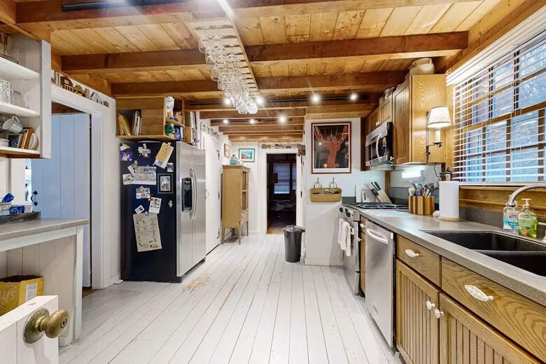 Cape Cod Lake Escape Near Nauset & Skaket Beaches - Orleans, Massachusetts
