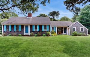Cape Cod Lake Escape Near Nauset & Skaket Beaches - Orleans, Massachusetts