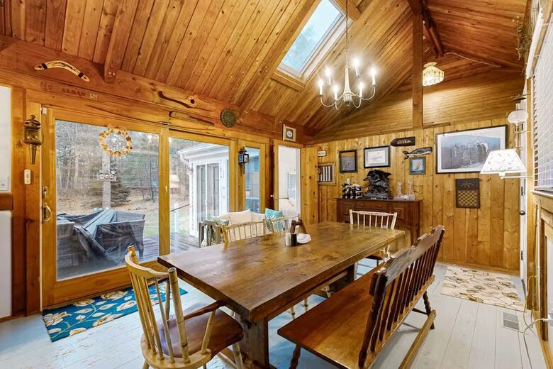 Cape Cod Lake Escape Near Nauset & Skaket Beaches - Orleans, Massachusetts