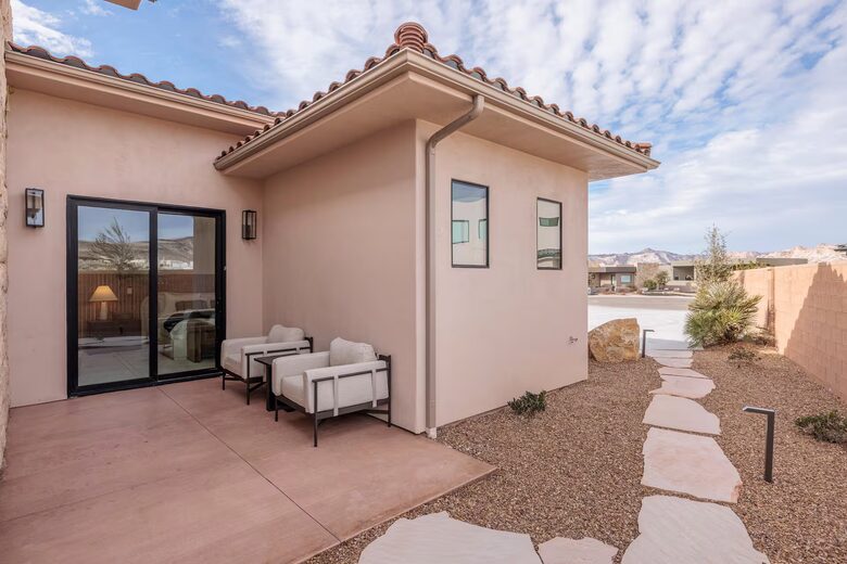 St. George Sensation | Resort-like Estate with Pool, Spa & Pickleball Courts - Saint George, Utah