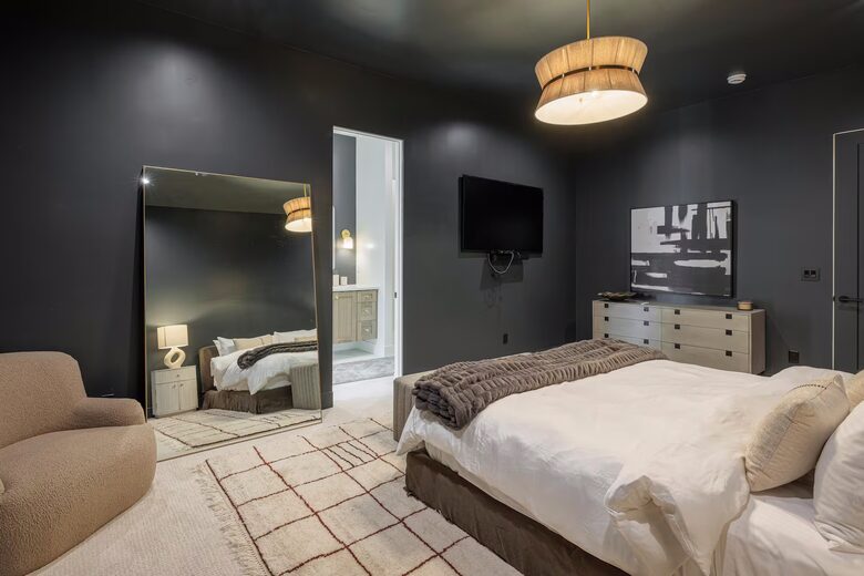St. George Sensation | Resort-like Estate with Pool, Spa & Pickleball Courts - Saint George, Utah