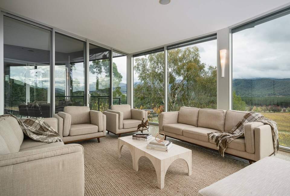 Luxury Vineyard Retreat in Victoria’s High Country - Porepunkah, Australia