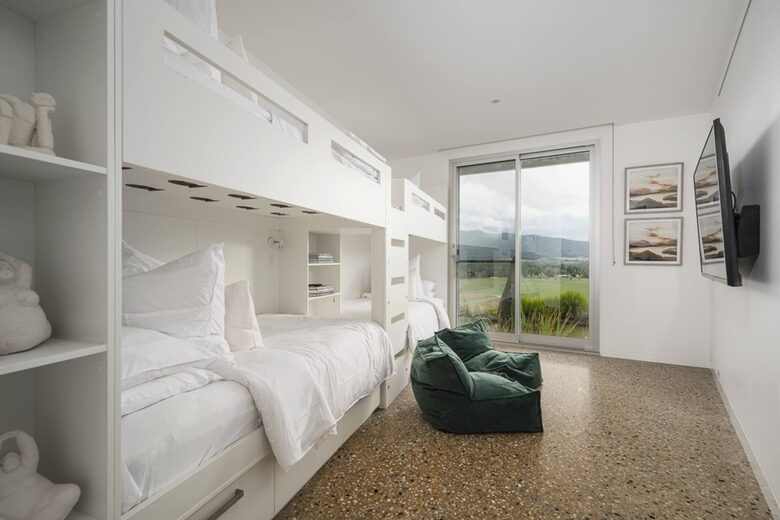 Luxury Vineyard Retreat in Victoria’s High Country - Porepunkah, Australia