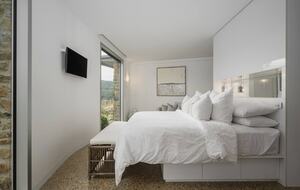 Luxury Vineyard Retreat in Victoria’s High Country - Porepunkah, Australia