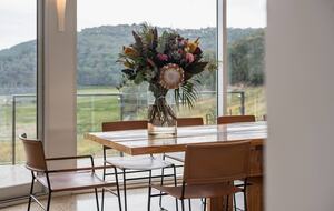 Luxury Vineyard Retreat in Victoria’s High Country - Porepunkah, Australia
