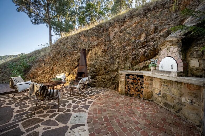 Luxury Vineyard Retreat in Victoria’s High Country - Porepunkah, Australia