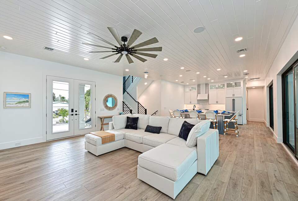 Bradenton Waterfront Escape with Private Dock & Rooftop Lounge - Bradenton, Florida