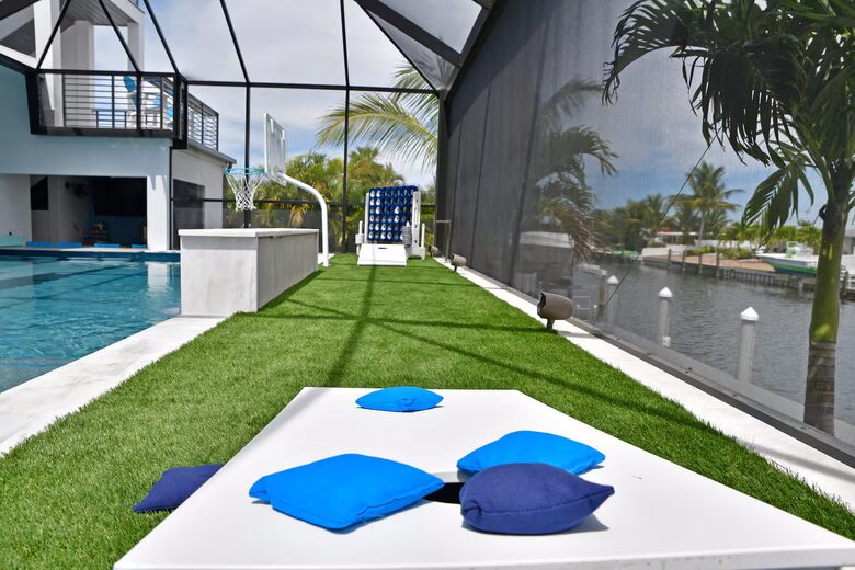 Bradenton Waterfront Escape with Private Dock & Rooftop Lounge - Bradenton, Florida