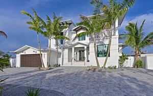 Bradenton Waterfront Escape with Private Dock & Rooftop Lounge - Bradenton, Florida