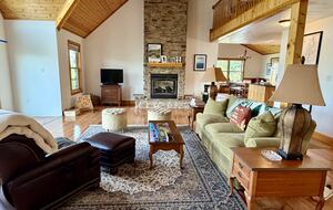 Retraite dans une maison en rondins de la vallée de Shenandoah avec vue sur les montagnes - Bentonville, Virginie